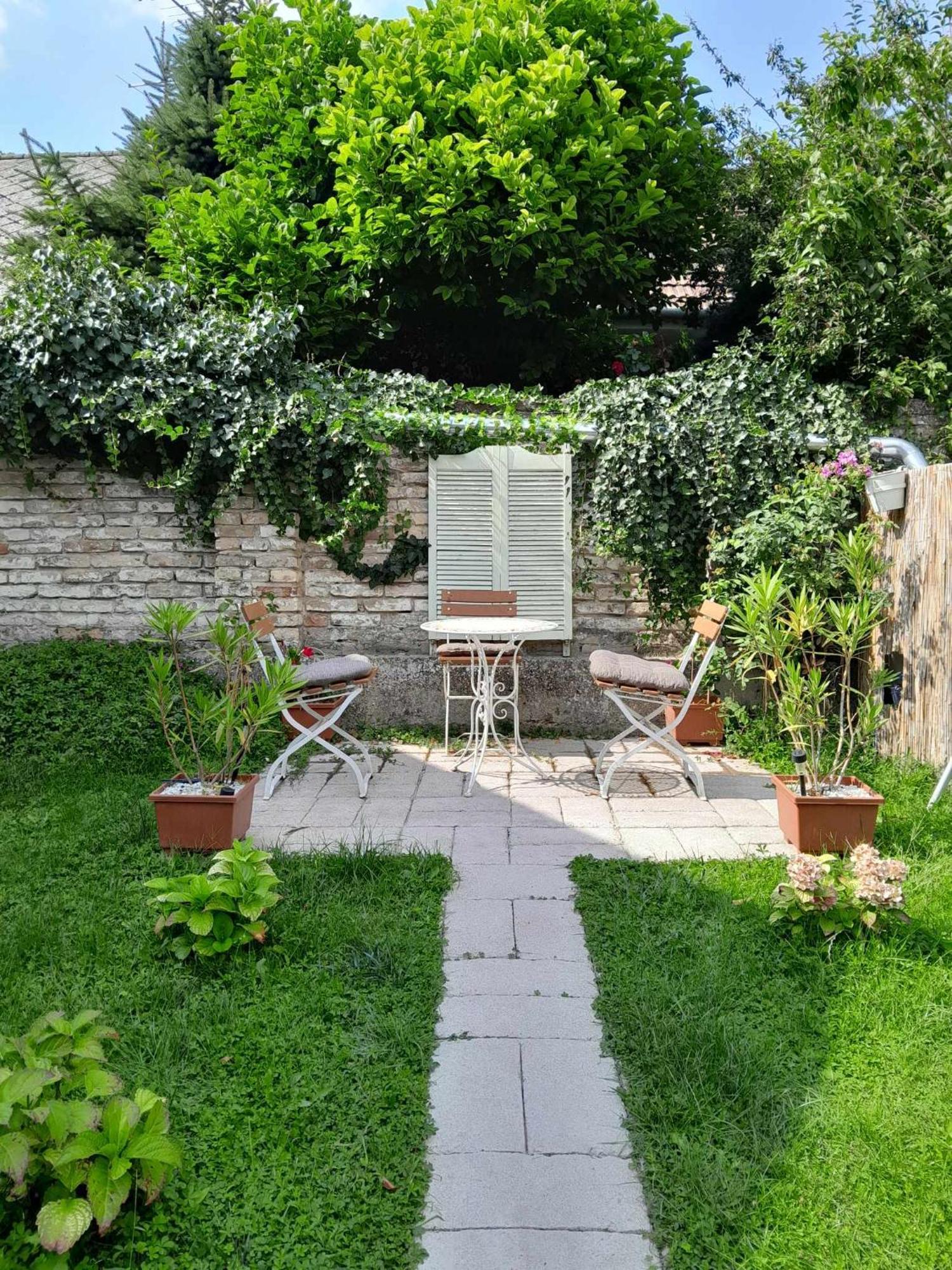 Apartmán Edina Vintage Vendeghaz Mosonmagyaróvár Exteriér fotografie